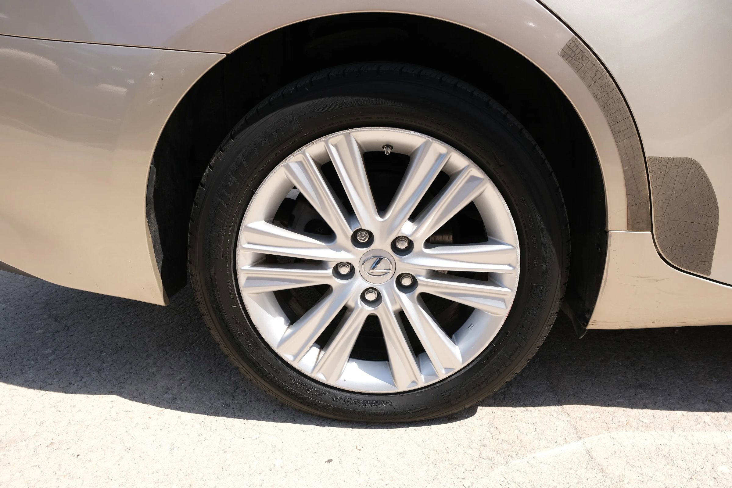 Used 2015 Lexus ES 350 w/ Premium Package FWD image 18