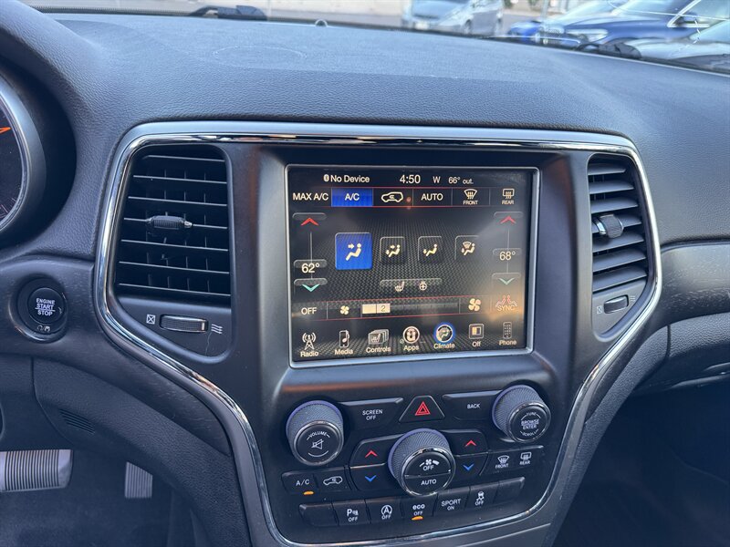 Used 2017 Jeep Grand Cherokee Altitude AWD/4WD image 20