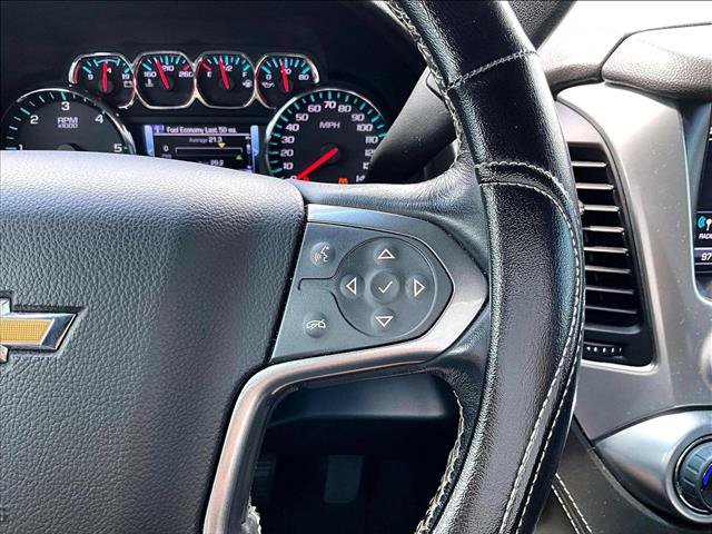 Used 2020 Chevrolet Suburban LT w/ RST Edition RWD image 21