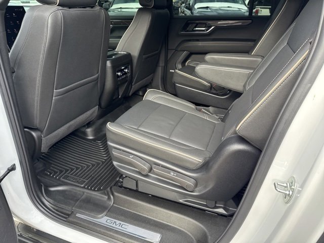 Used 2025 GMC Yukon XL Elevation image 19