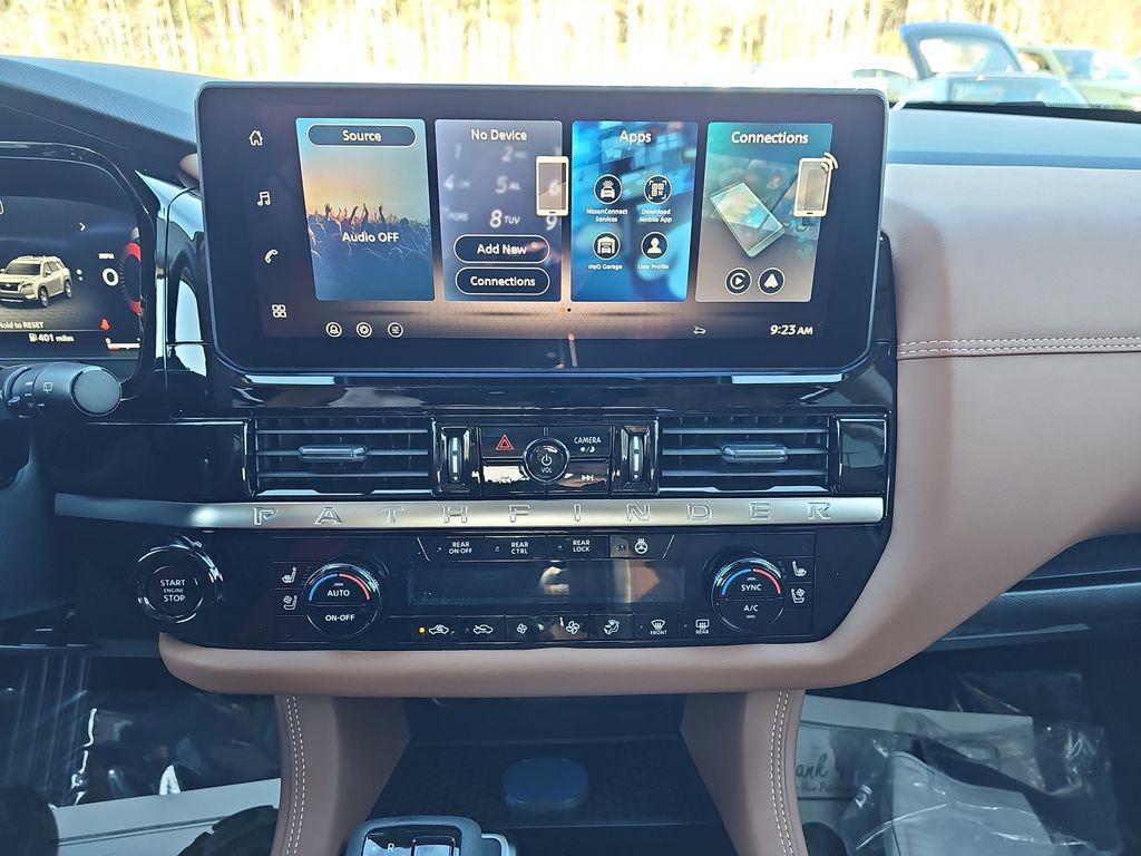 New 2026 Nissan Pathfinder Platinum image 25