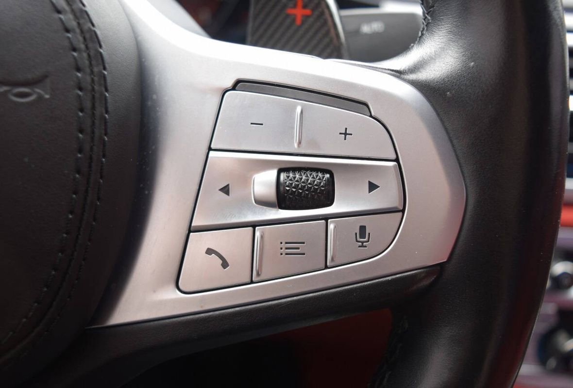 Used 2022 BMW M760i xDrive w/ Luxury Rear Seating Package image 30