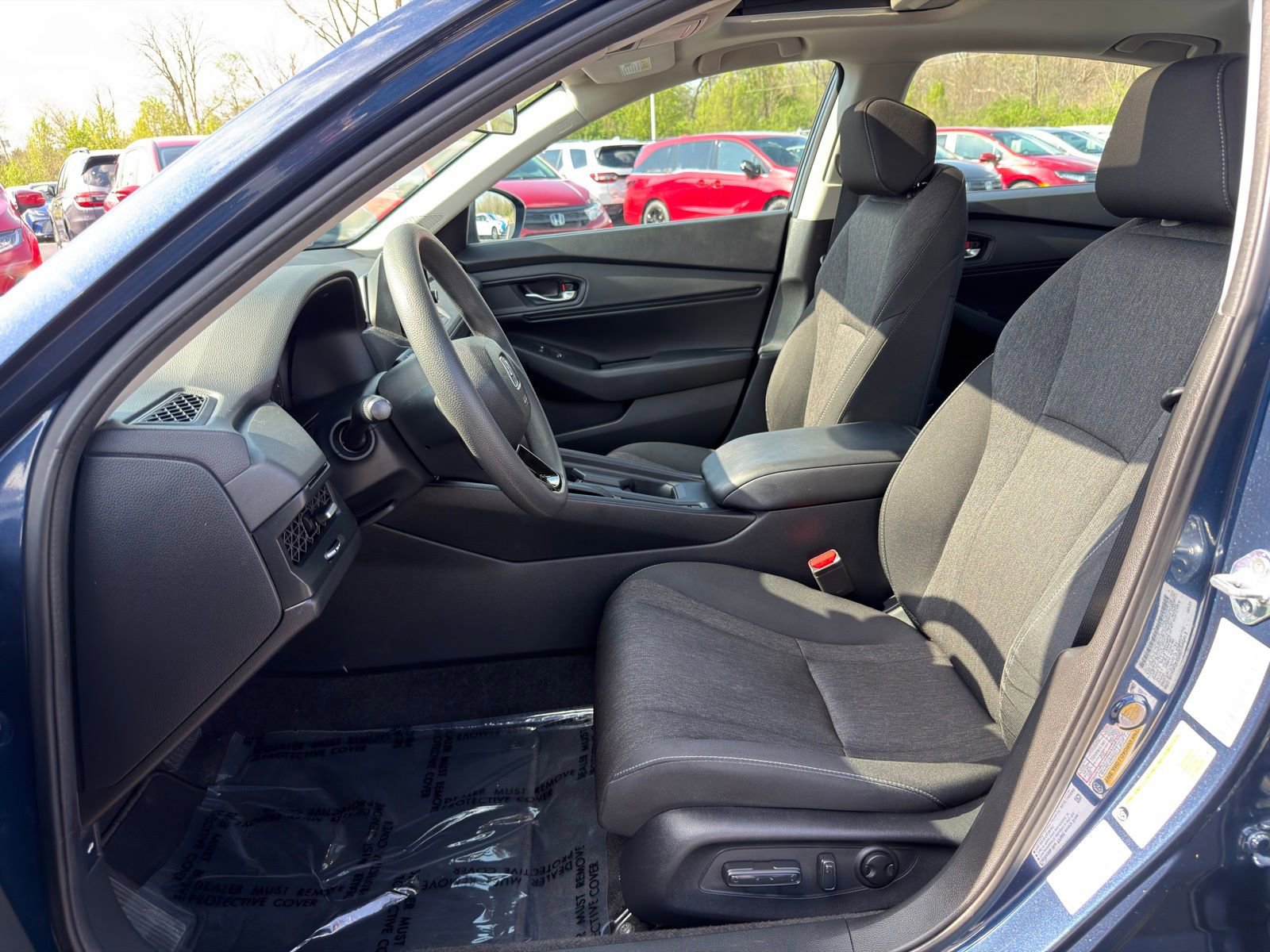 Used 2023 Honda Accord EX image 12