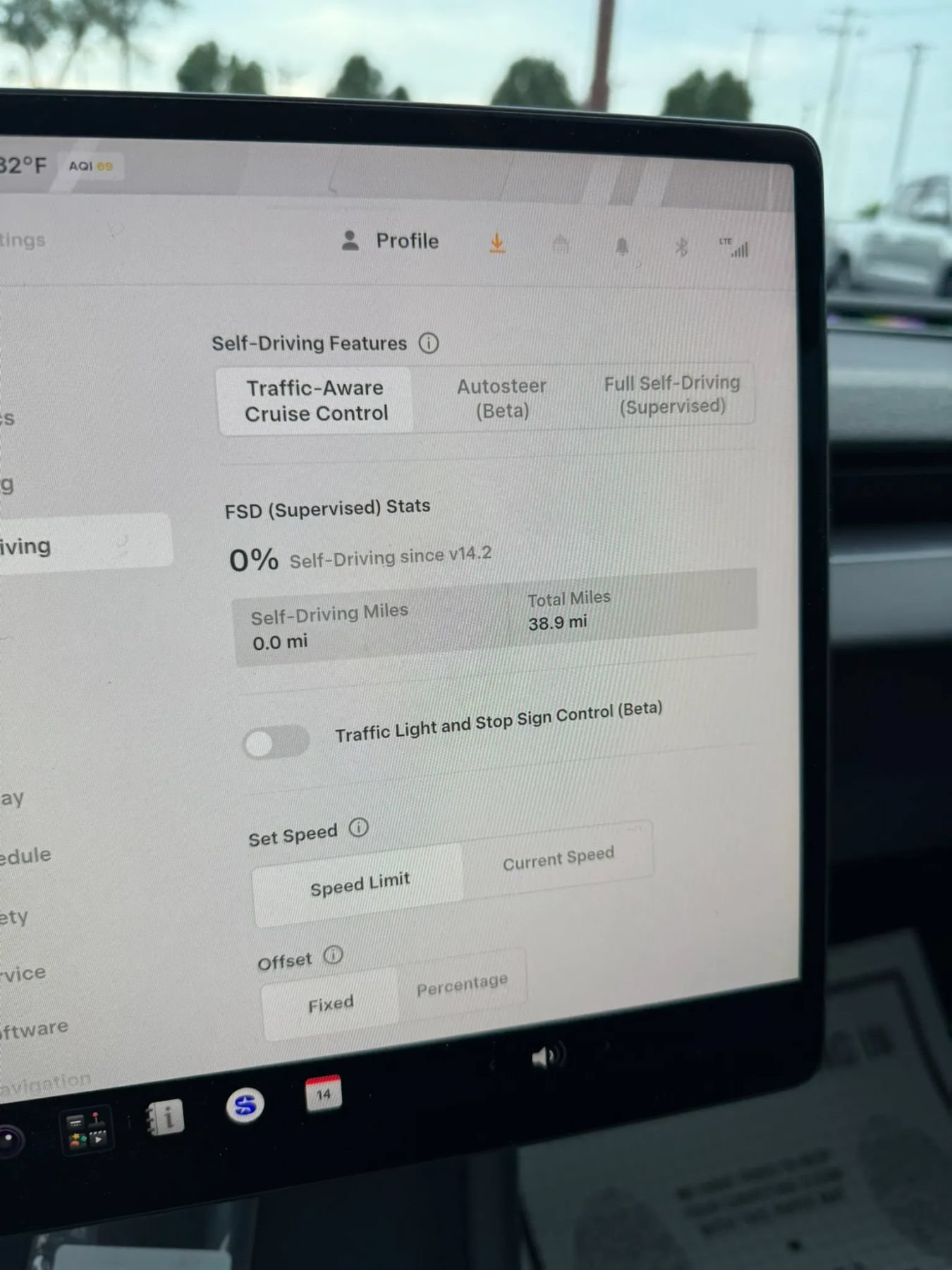 Used 2024 Tesla Model 3 Standard Range RWD image 17