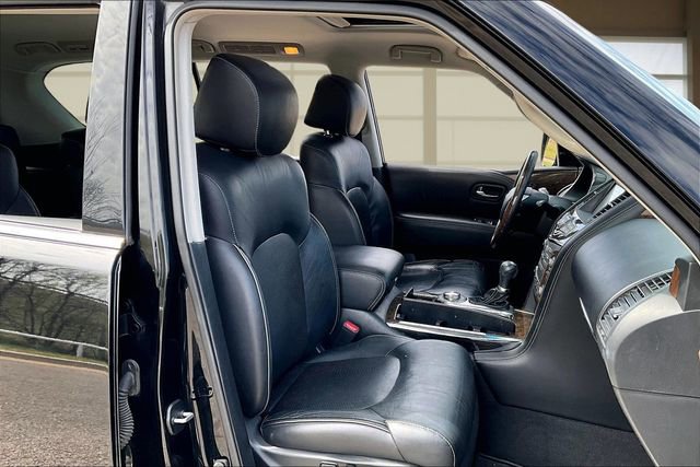 Used 2017 INFINITI QX80 4WD w/ Driver Assistance Package image 7
