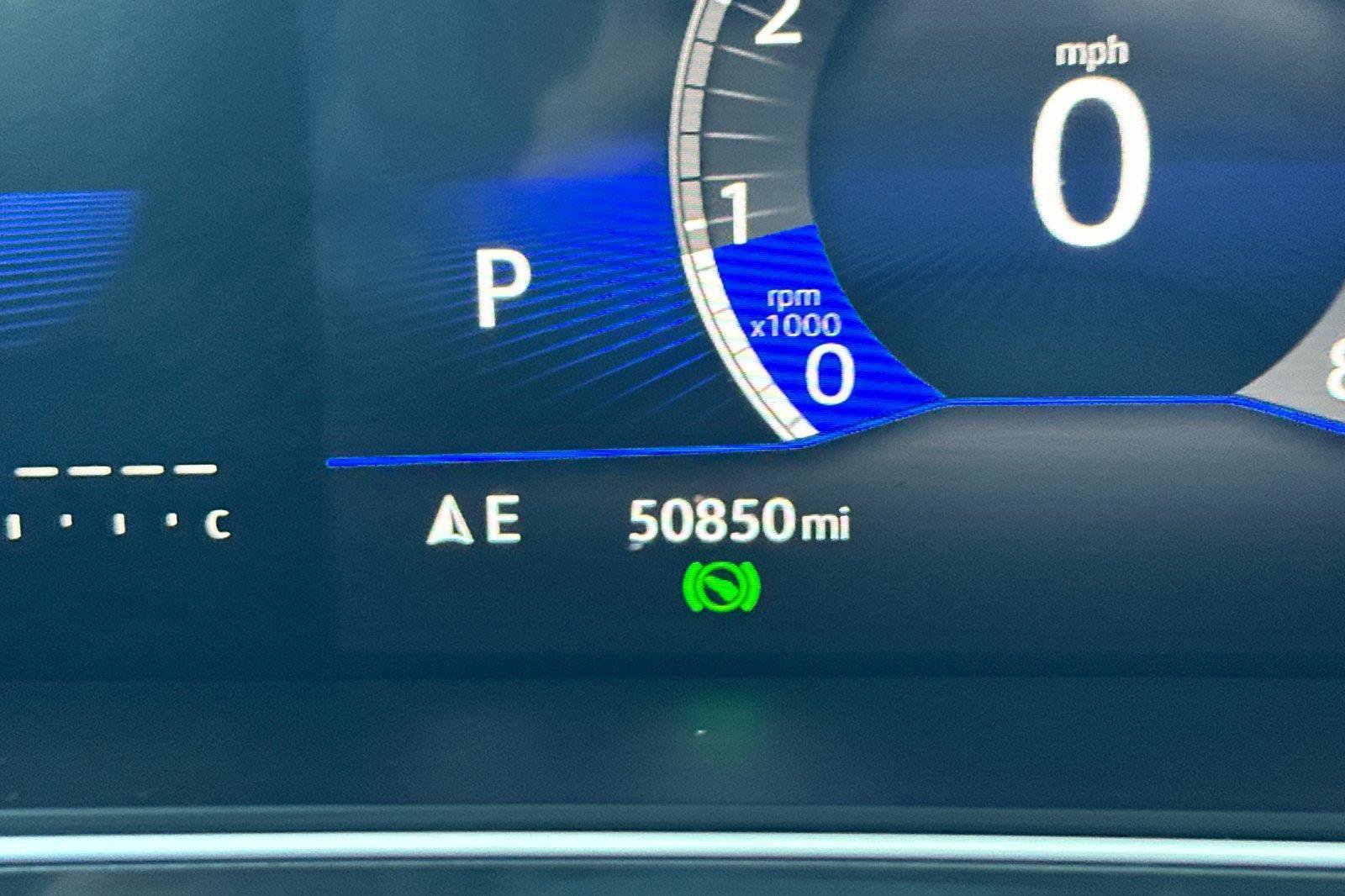 Certified 2023 Volkswagen Tiguan SE FWD image 28