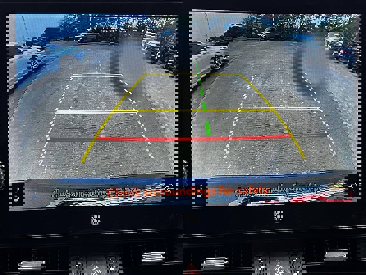 Used 2023 Toyota RAV4 XLE Premium image 16