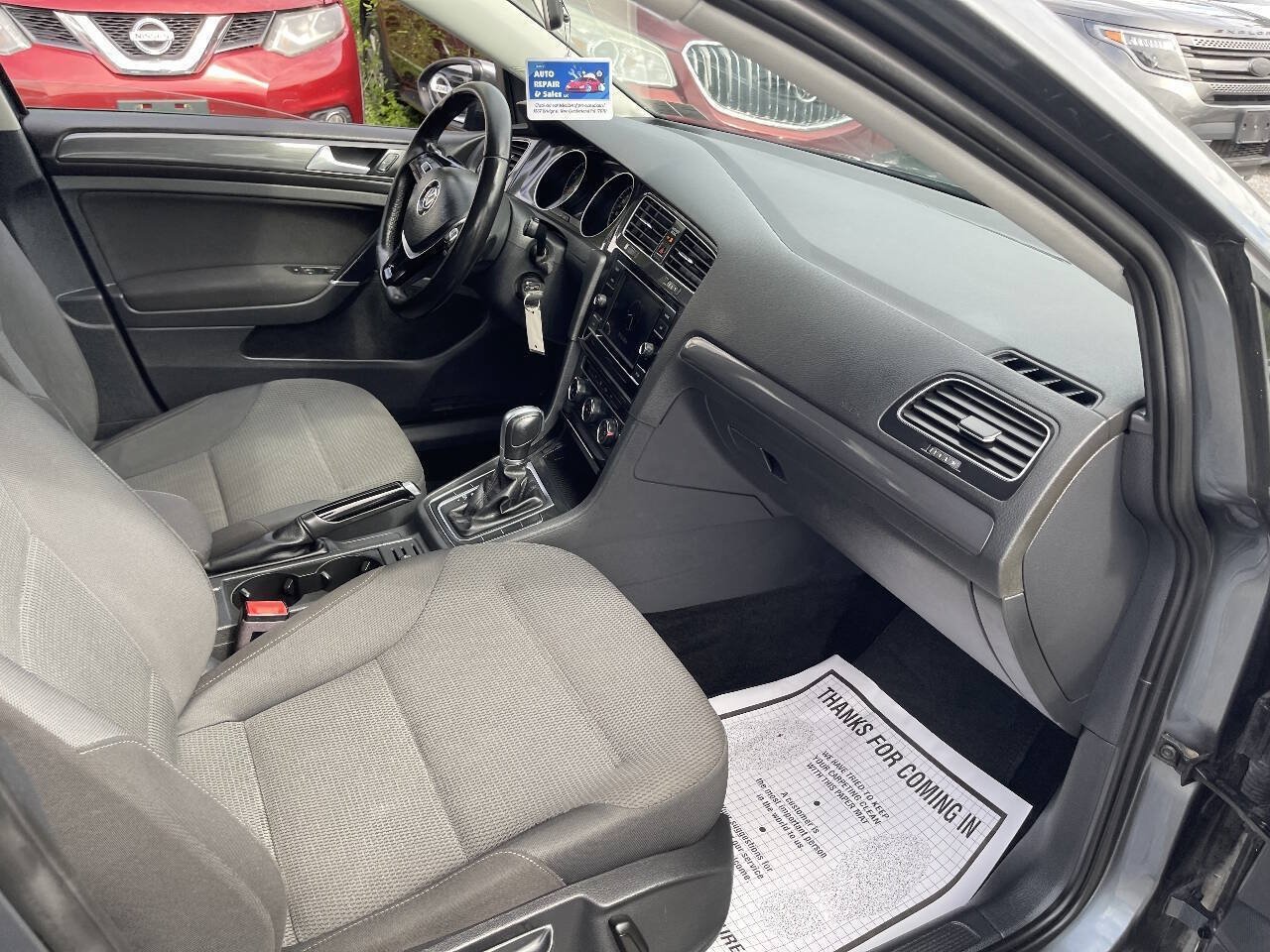 Used 2018 Volkswagen Golf S FWD image 26