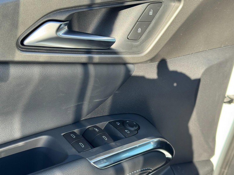 New 2026 Chevrolet Traverse LT w/ LPO, Floor Liner Package image 13