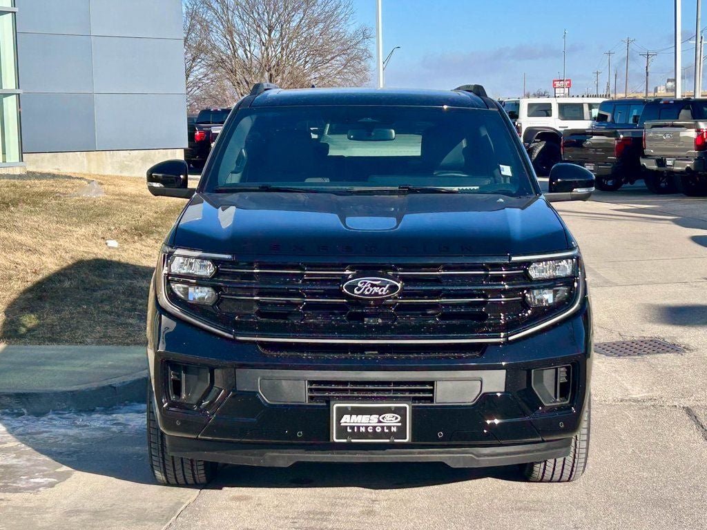 New 2026 Ford Expedition Platinum w/ Stealth Appearance Package image 7