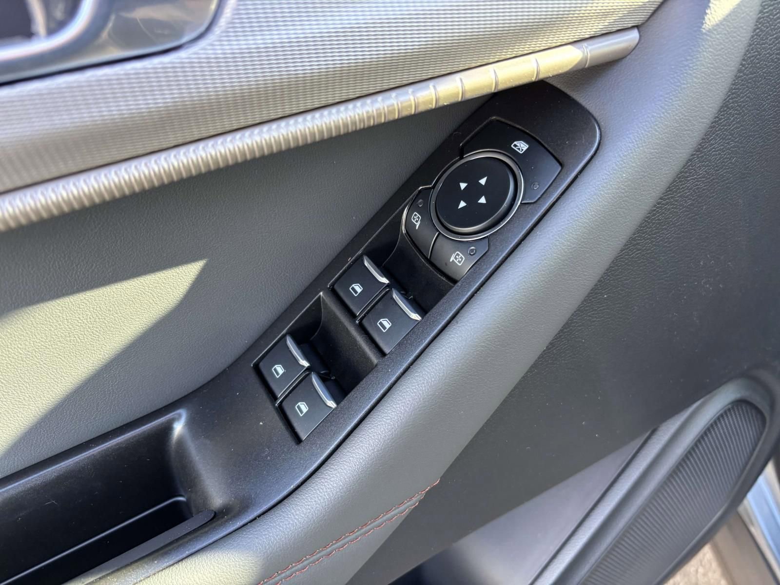 New 2026 Ford Explorer Active image 13