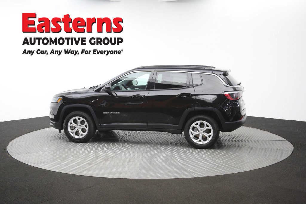 Used 2024 Jeep Compass Latitude AWD/4WD image 62