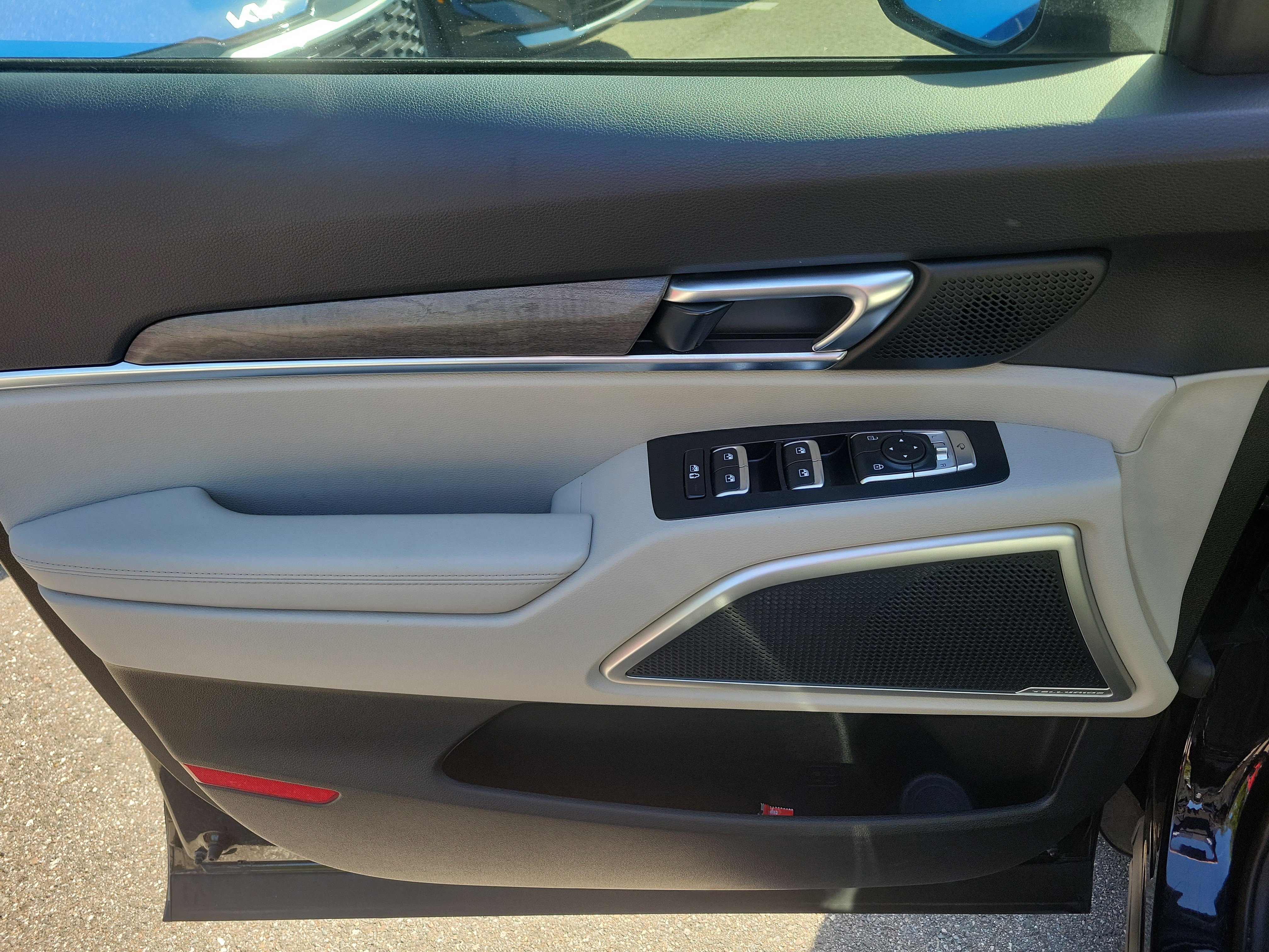 Used 2020 Kia Telluride EX w/ EX Premium Package image 21