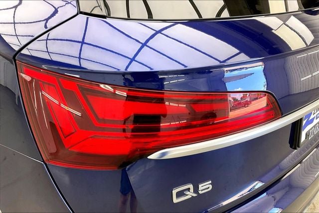Used 2021 Audi Q5 2.0T Premium Plus AWD/4WD image 27