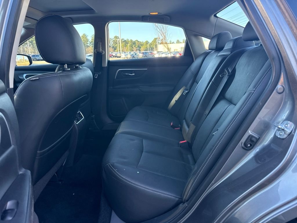 Used 2016 Nissan Altima 2.5 SL w/ 2.5 Technology w/LED Package image 26
