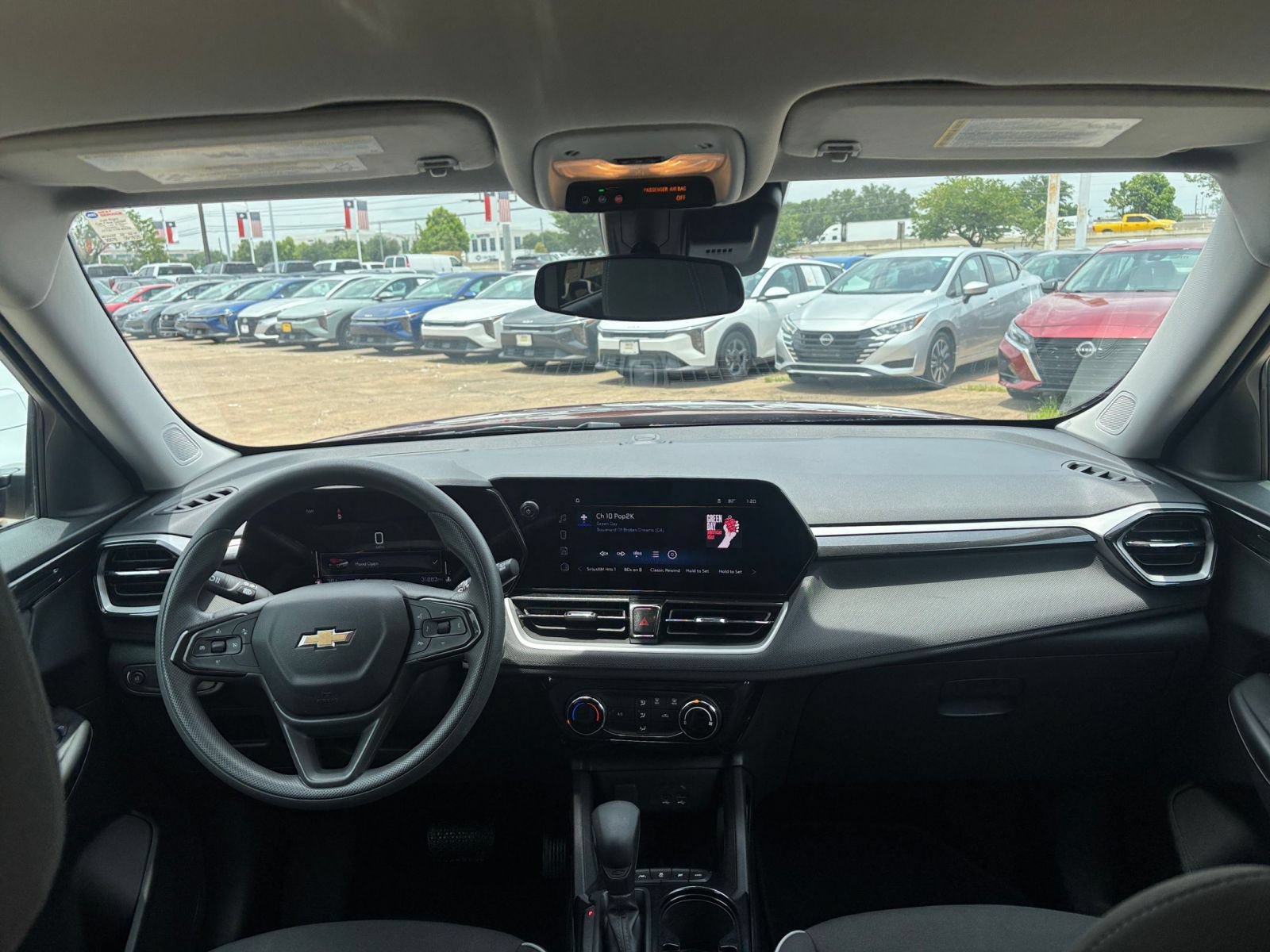 Used 2025 Chevrolet TrailBlazer LT AWD/4WD image 32