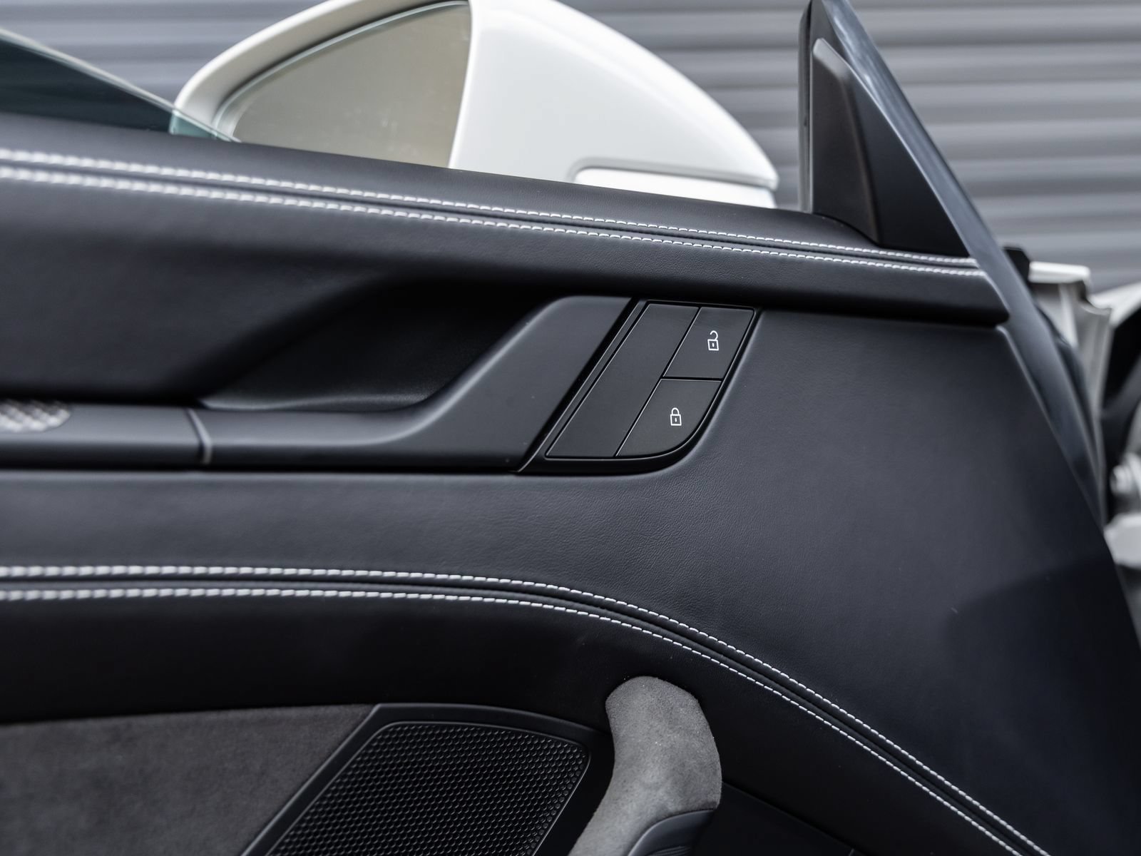 Certified 2022 Porsche 911 GT3 RWD image 32