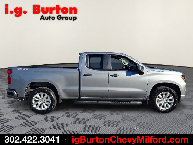 Used 2023 Chevrolet Silverado 1500 Custom AWD/4WD image 7