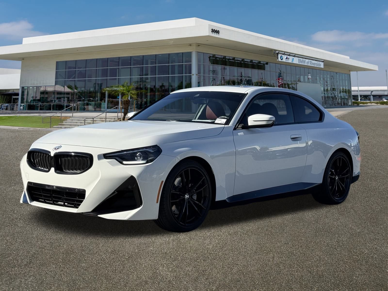 Used 2023 BMW 230i Coupe w/ M Sport Package image 5