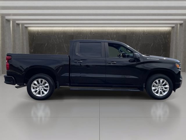 Used 2023 Chevrolet Silverado 1500 Custom RWD image 7