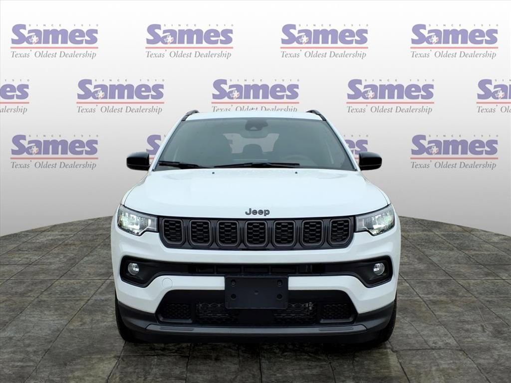 New 2026 Jeep Compass Latitude image 2