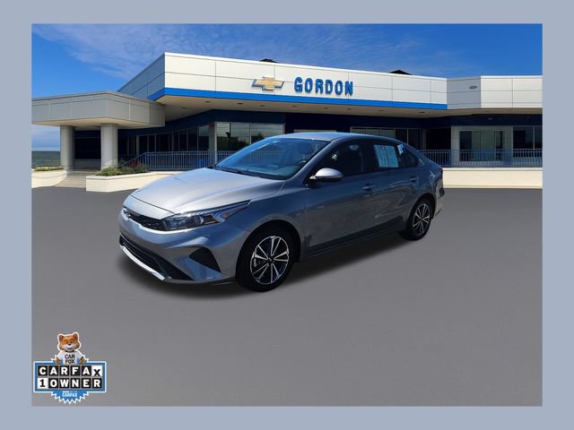 Used 2023 Kia Forte LXS w/ LXS Technology Package FWD image 1