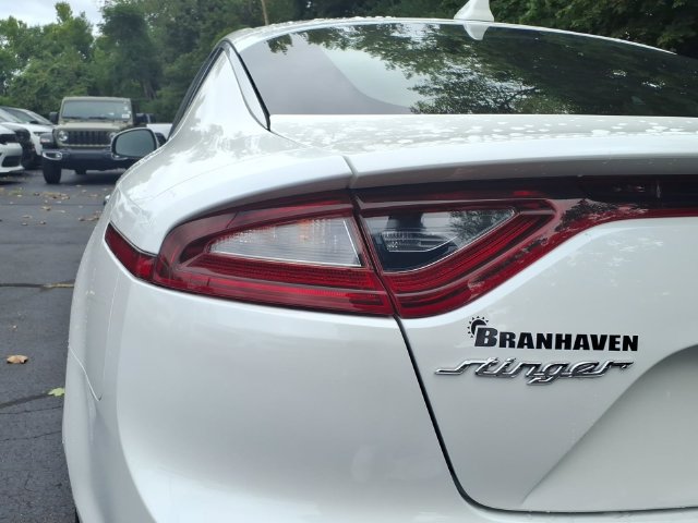 Used 2018 Kia Stinger RWD image 15