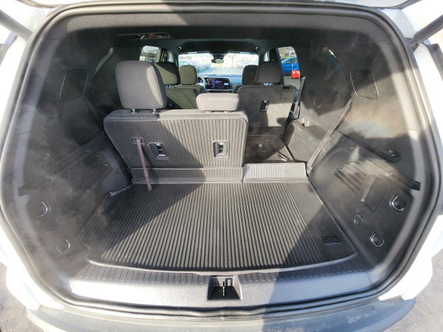 Used 2024 Chevrolet Traverse LT image 20