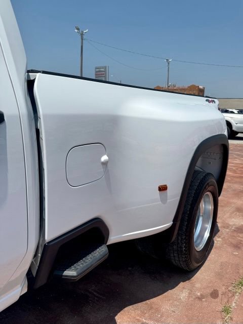 Used 2025 Chevrolet Silverado 3500 W/T AWD/4WD image 22