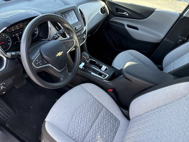 Used 2023 Chevrolet Equinox LS AWD/4WD image 10