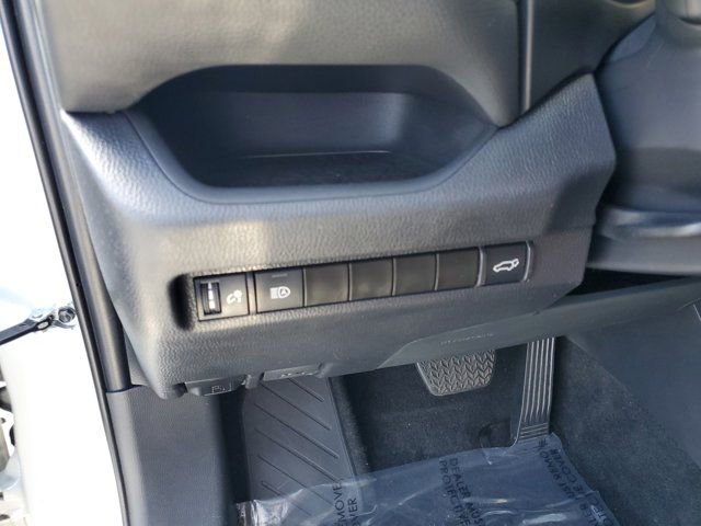 Certified 2024 Toyota RAV4 XLE Premium image 17