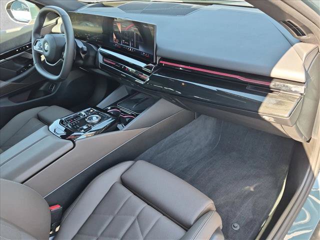 Used 2026 BMW 530i RWD image 23