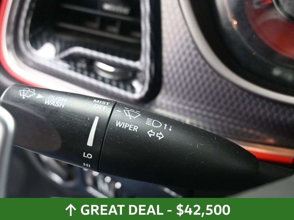 Used 2016 Dodge Challenger SRT Hellcat image 32