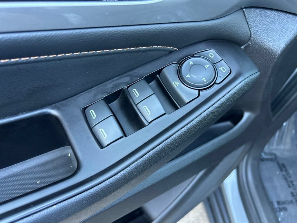 Used 2019 Chevrolet Traverse LS FWD image 34