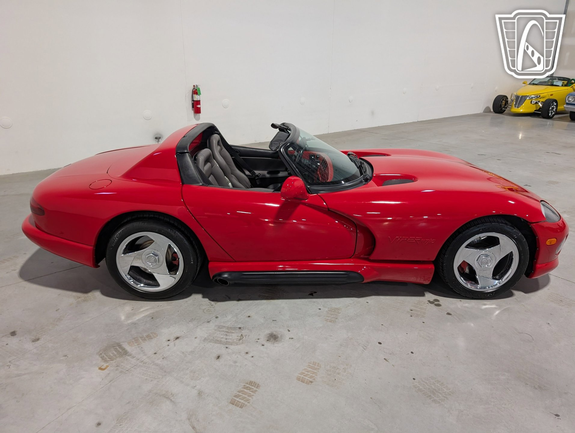 Used 1993 Dodge Viper RT/10 image 17