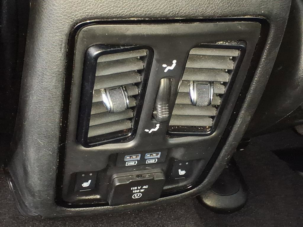 Used 2023 Dodge Durango GT image 33