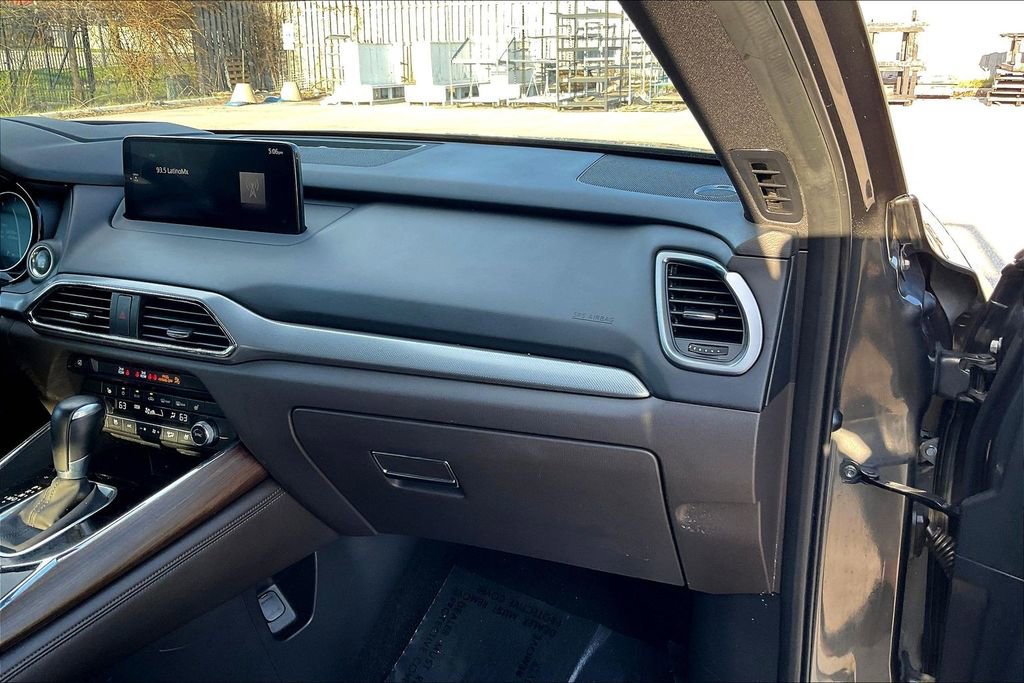 Used 2023 MAZDA CX-9 Signature image 16