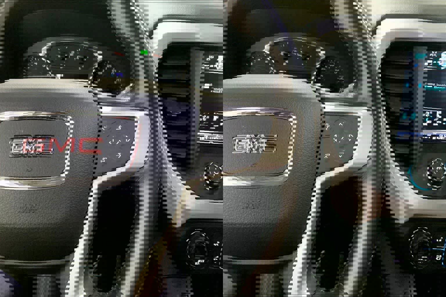 Used 2019 GMC Acadia SLT image 22