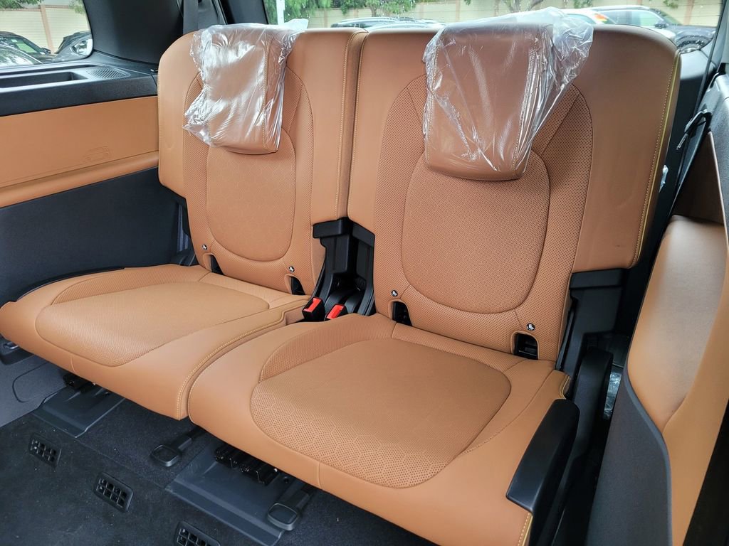 New 2025 Volkswagen ID. Buzz Pro S RWD image 8