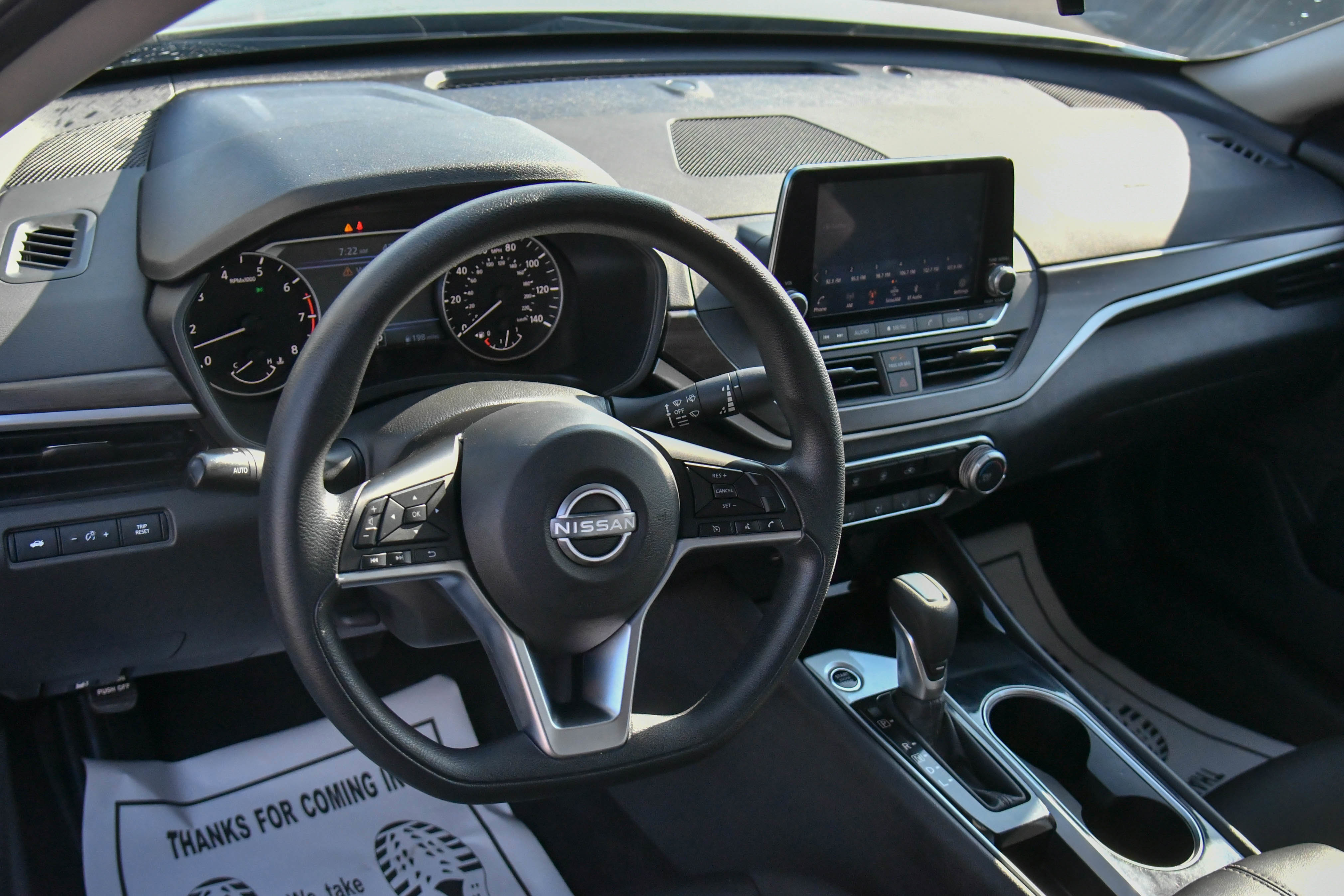 Used 2024 Nissan Altima 2.5 SV image 14