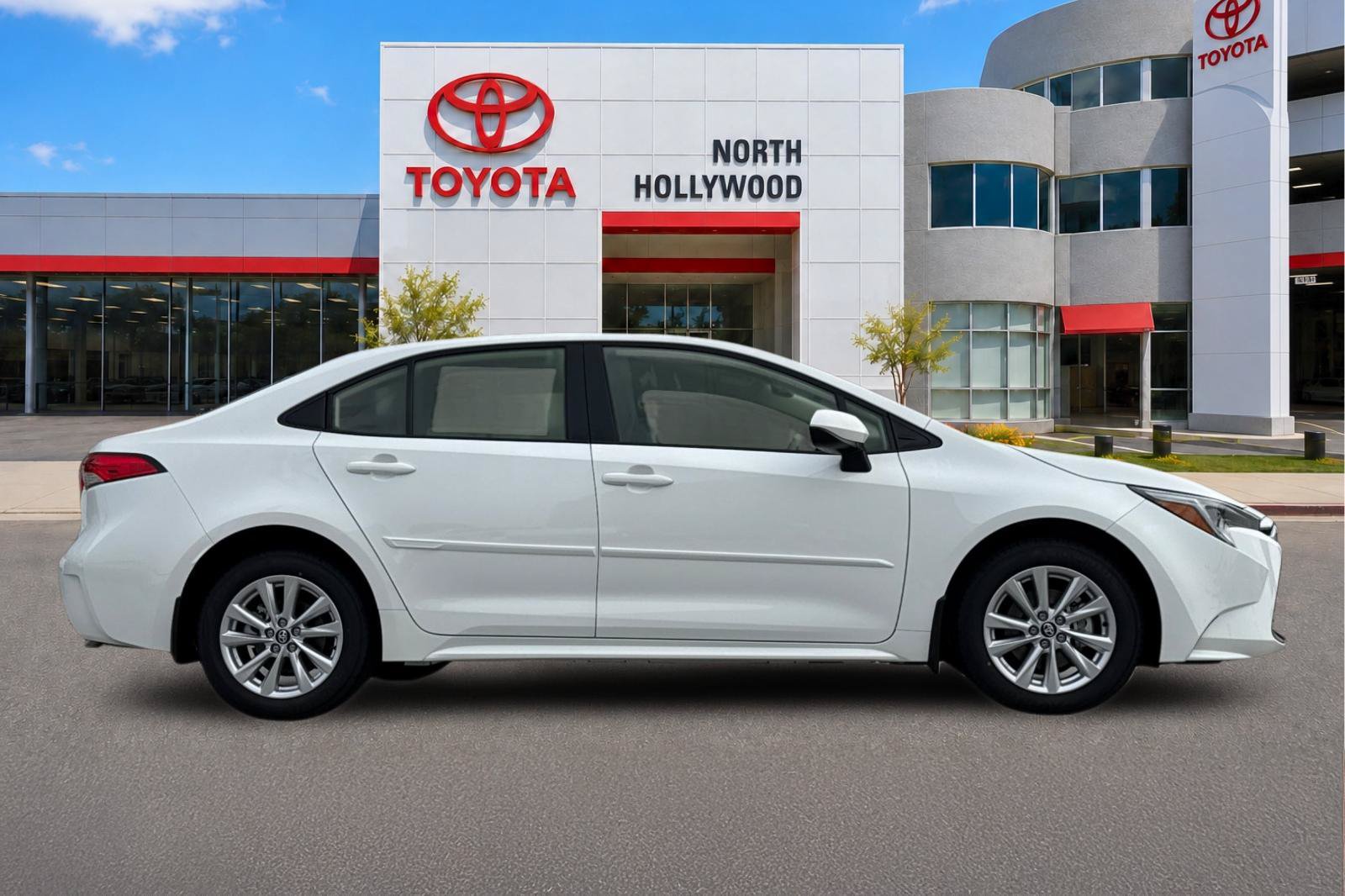 New 2027 Toyota Corolla LE FWD image 6