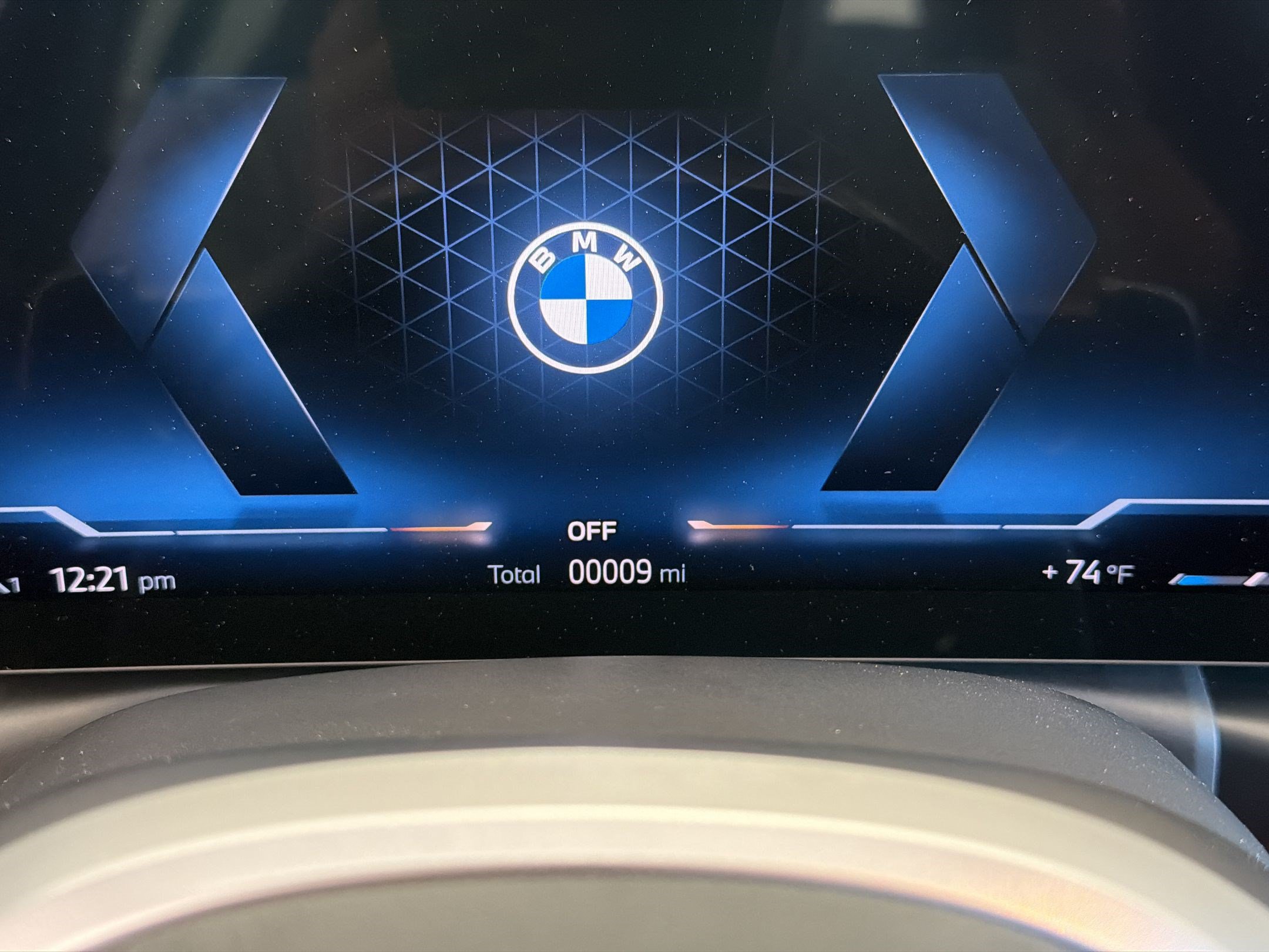 New 2026 BMW 330i xDrive Sedan w/ M Sport Package AWD/4WD image 22
