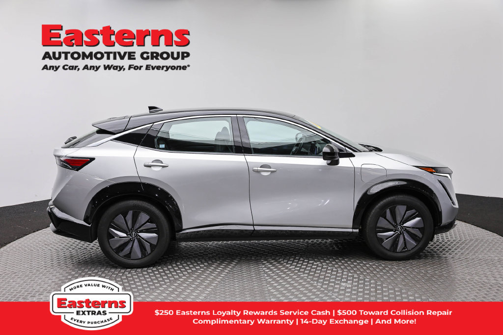 Used 2023 Nissan Ariya FWD image 5