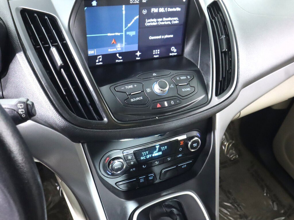 Used 2016 Ford C-MAX SE w/ Equipment Group 203A image 15