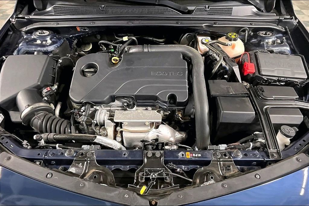 Used 2020 Chevrolet Malibu LT FWD image 9