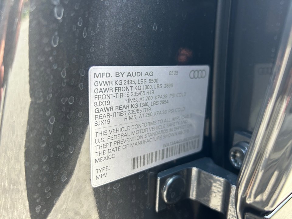 Certified 2025 Audi Q5 Premium Plus w/ Premium Plus image 35