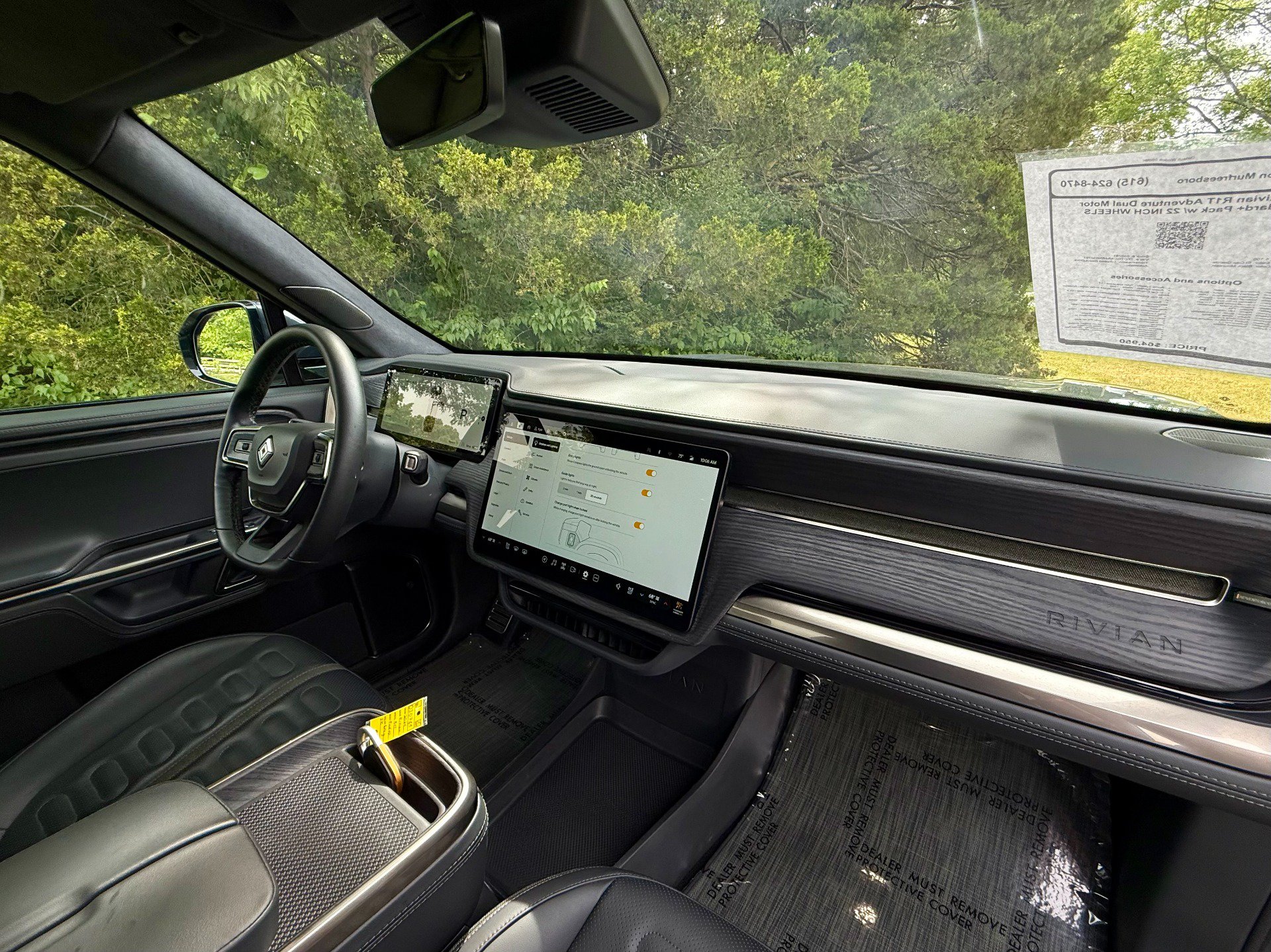 Used 2024 Rivian R1T Adventure AWD/4WD image 14