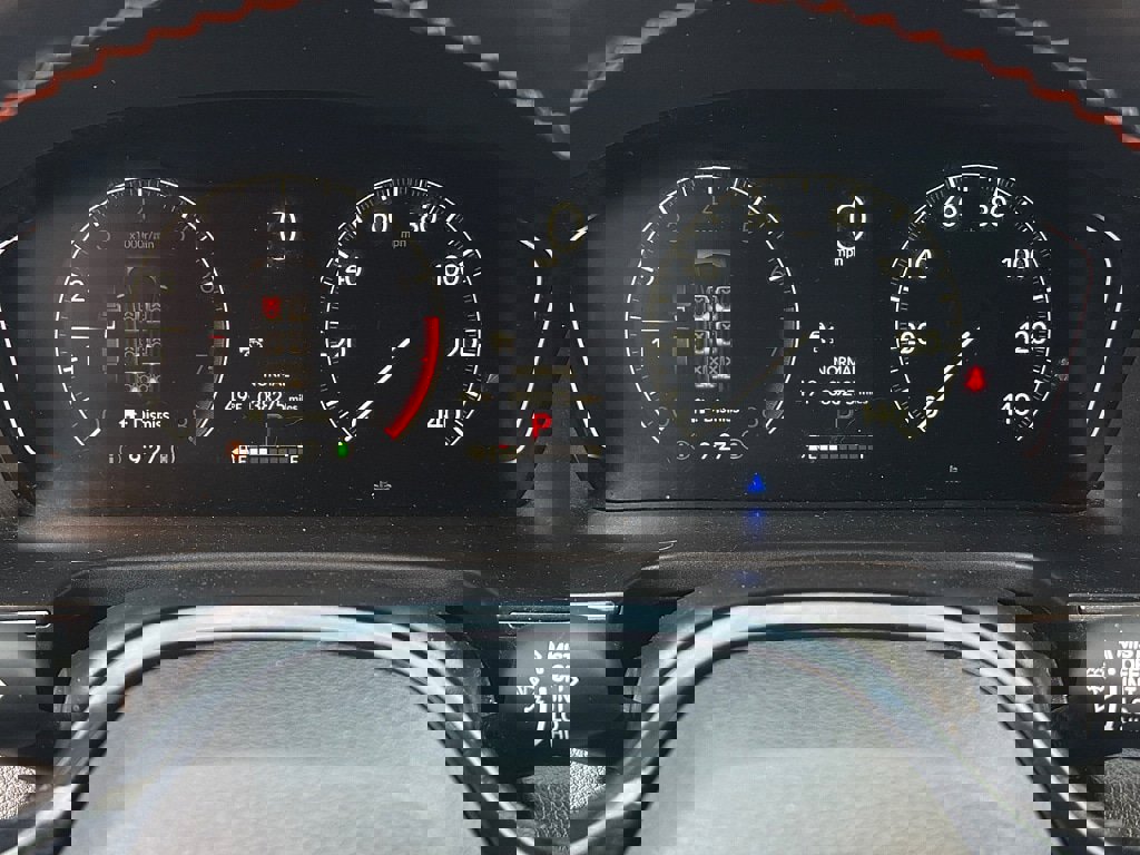 Used 2025 Honda Pilot TrailSport image 10