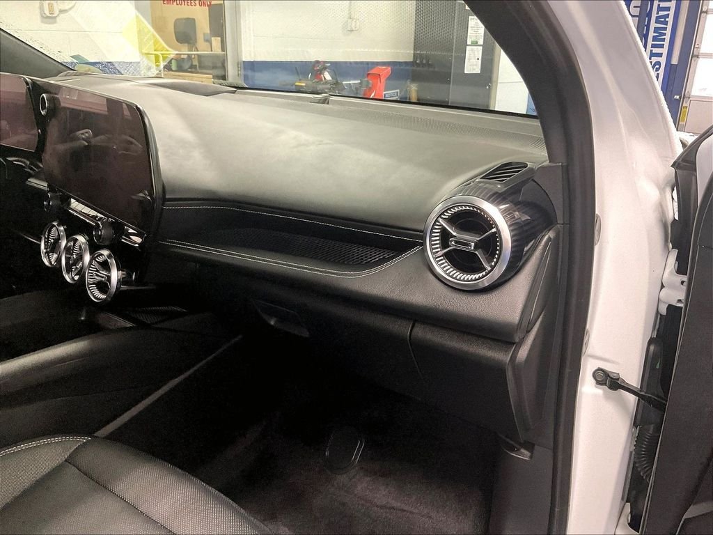 Used 2024 Chevrolet Blazer EV LT AWD/4WD image 13