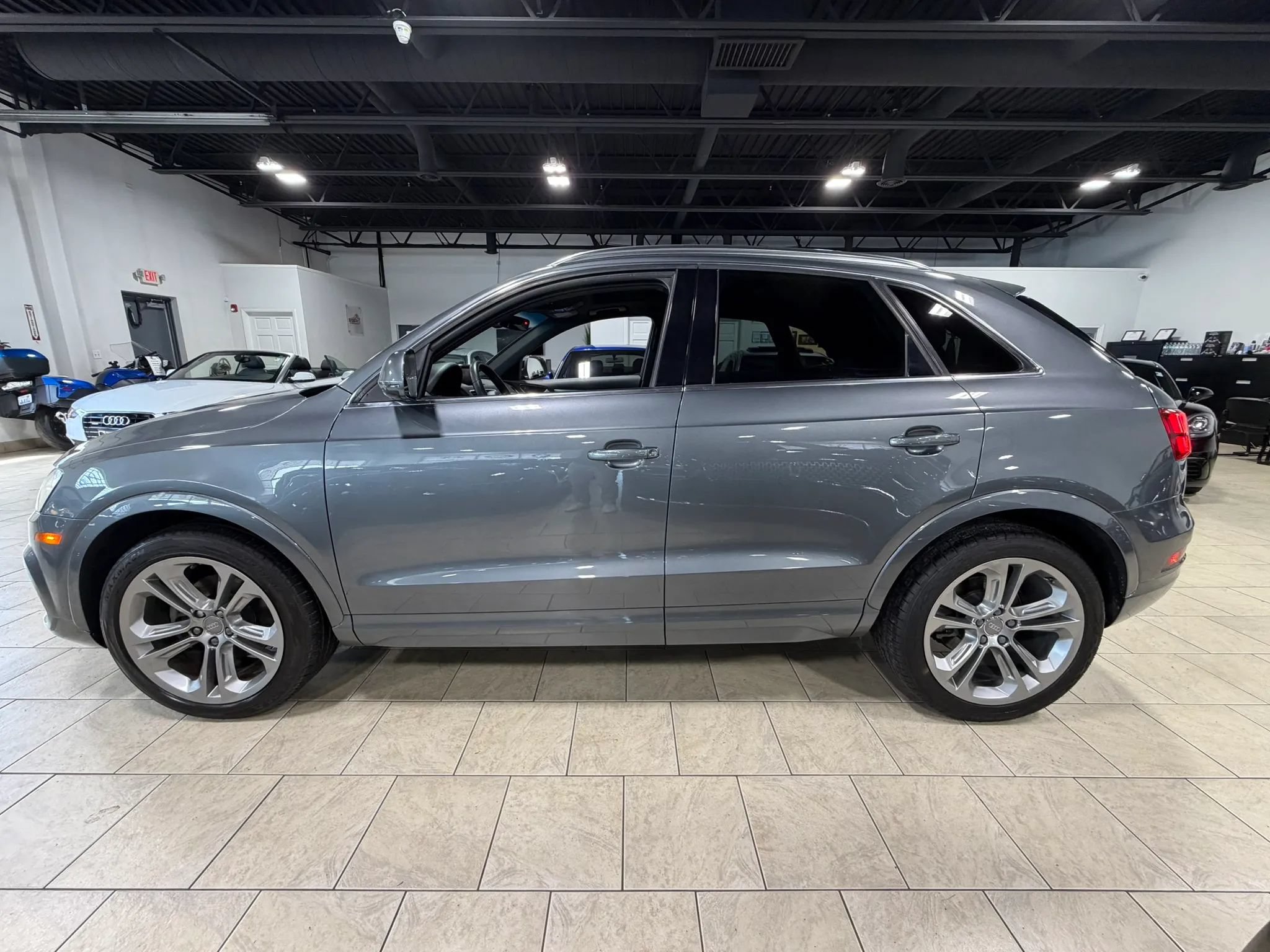 Used 2017 Audi Q3 2.0T Premium Plus w/ Premium Plus Package AWD/4WD image 25